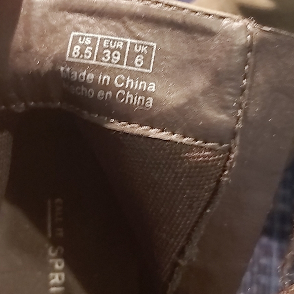 Boots - Picture 2 of 3